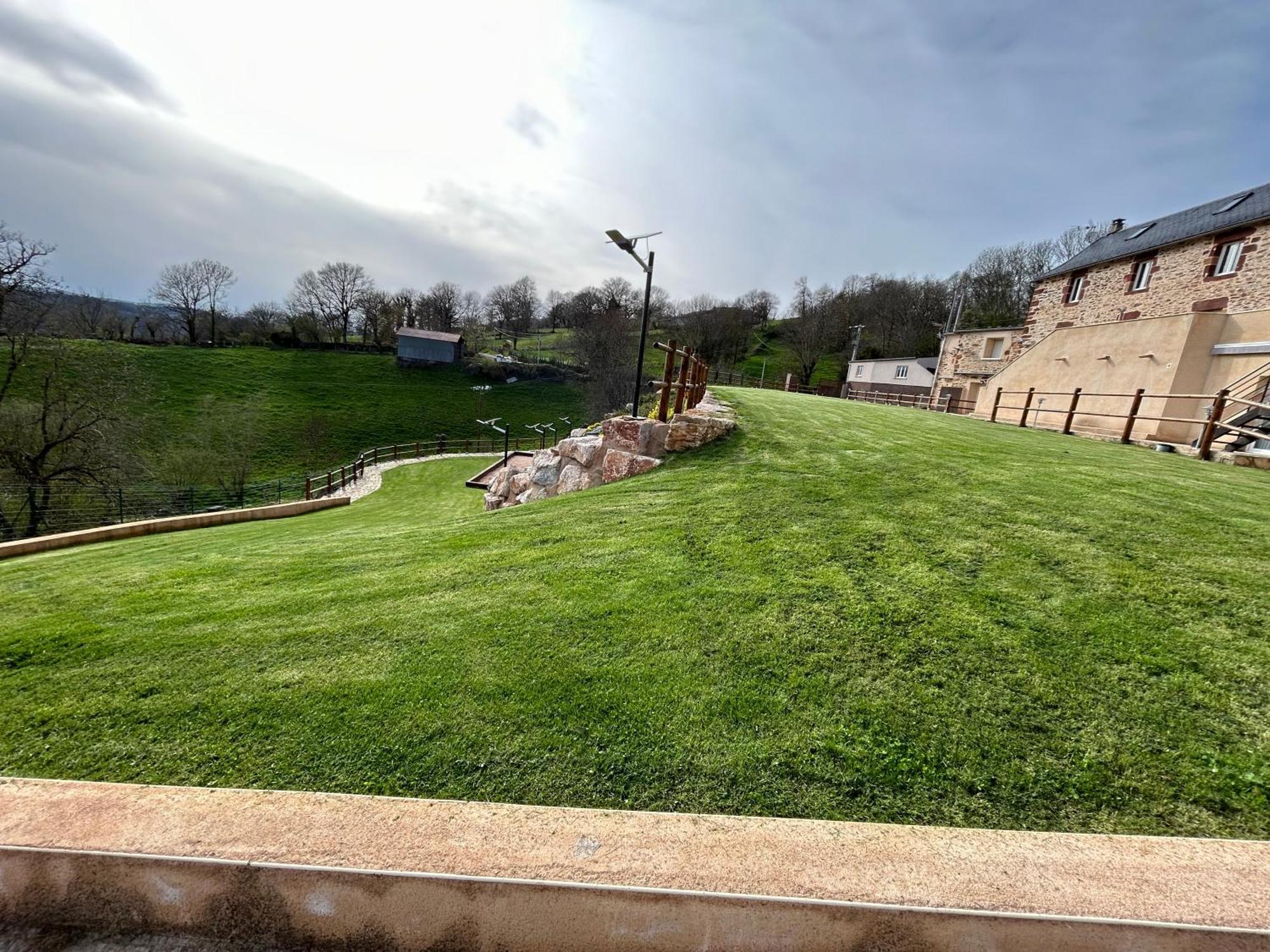 Le Domaine Du Bez Gite De Michel Piscine Sauna Hammam Spa Saint-Laurent-d'Olt Bagian luar foto